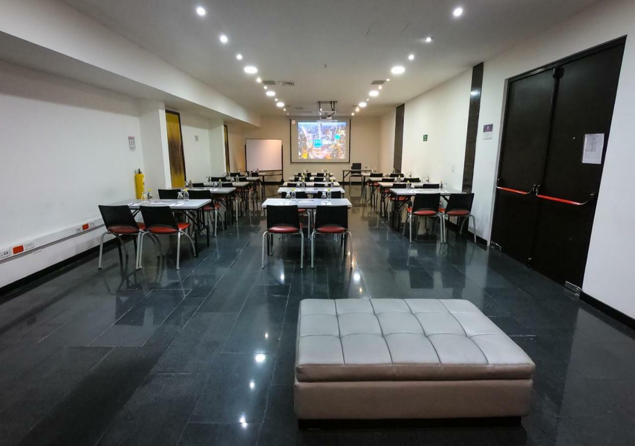Tryp By Wyndham Bogota Usaquen Εξωτερικό φωτογραφία